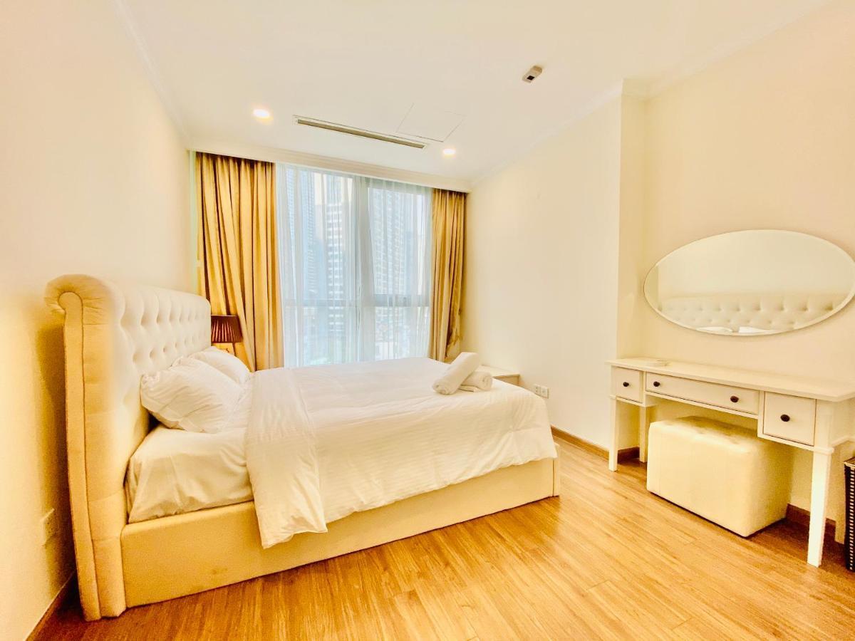 Vinhomes Landmark 81 - Luxstay Condotel Хошимин Экстерьер фото