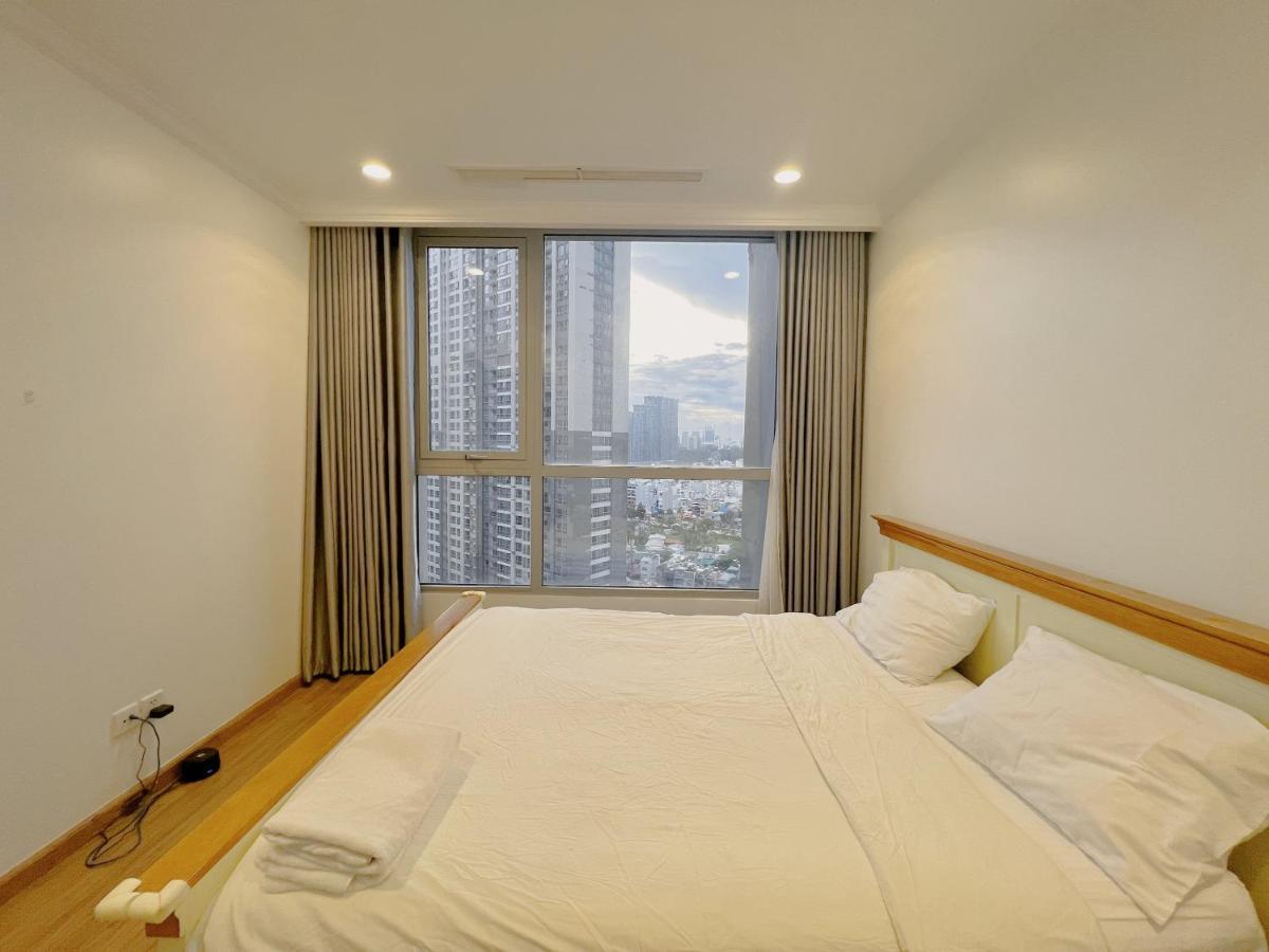 Vinhomes Landmark 81 - Luxstay Condotel Хошимин Экстерьер фото