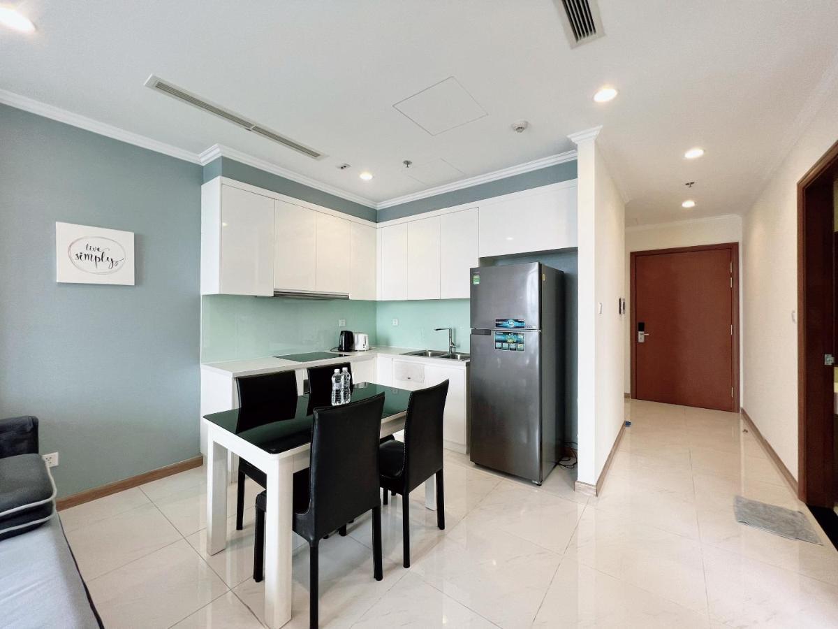 Vinhomes Landmark 81 - Luxstay Condotel Хошимин Экстерьер фото